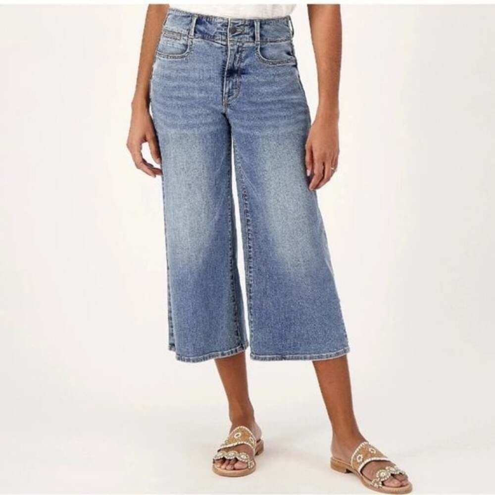 NYDJ HR Major Wide Leg Capri “Fantasy” Jeans Womes 16P Wash Blue Retro - 0010